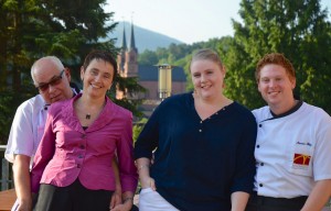 Die Wirtsleute und die potenziellen Nachfolger: Oliver und Gabriele Ulses, Tocher Nadine und Marius Bätz. - Foto: Medienkontor/Franziska Märtig