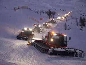 Eine Fahrt auf dem Pistenbully gefällig? In der Skiregion Serfaus-Fiss-Ladis ist dies möglich. Foto: MAROundPARTNER