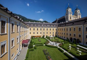 Ort der Ausstellung ist das Romantik-Hotel Schloss Mondsee. - Foto: Romantik-Hotel Schloss Mondsee