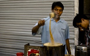 In Indien werden fast an jeder Ecke kleine und große Köstlichkeiten angeboten.