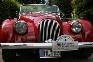 Oldtimer-Pracht beim „Internationalen Allgäuer Morgan-Treffen“ in Jungholz/Tannheimer Tal. - Foto: Bankhaus Jungholz