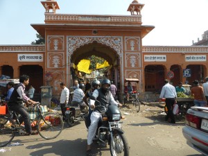 Straßentreiben in Jaipur.