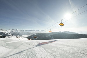 Am ersten Dezember-Wochenende feiert Leogang die Eröffnung der neuen Steinbergbahn mit einem bunten und abwechslungsreichen Rahmenprogramm. – Foto: Leoganger Bergbahnen