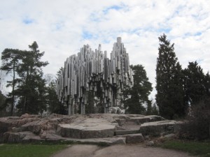 Das Sibelius-Denkmal ist dem berühmten finnischen Komponisten Jean Sibelius (1865-1957) gewidmet; es befindet sich im Sibelius-Park von Helsinki.