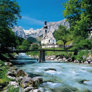 Die Nationalpark-Gemeinde Ramsau.wird erstes "Bergsteigerdorf. - Foto: Berchtesgadener LandTourismus GmbH