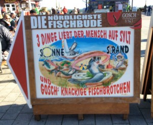 Den kleinen und großen Hunger und Durst lassen sich am Lister Hafen an zahlreichen Ständen und Restaurants stillen.