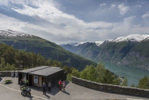 Das schönste "Sitzungszimmer" der Welt steht bei Stegasteinen im Westen Norwegens. - Foto: www.visitnorway.com