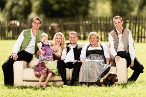 Die Familie Kruselburger hat aus der 10 Zimmer- Pension Schneeberg  einen Hotelkomplex geschaffen, dessen Wellness-Angebote zu den umfassendsten in ganz Südtirol gehören.