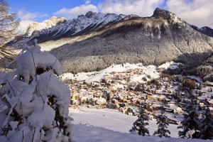 Von Moena aus ist es ein Katzensprung ins Skigebiet Alpe Lusia - San Pellegrino. Dort findet sich sogar eine "Piste der Verliebten". - Foto: Angeli 