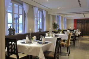 Das Restaurant überzeugt durch seine gepflegte Gastlichkeit. - Foto: Hotel Gut Edermann