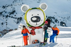 Mit dem großen weißen Bären auf Du und Du. - Foto: TVB Obertauern