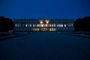 Ein französisches Barockschloss inmitten einer bayerischen Chiemsee-Insel; ein lebendiger Anziehungspunkt für Menschen aus aller Welt. Fotos: © Herrenchiemsee | Fabian Helmich