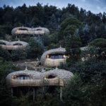 Baumhaus in Ruanda. – Foto: Bisate Lodge