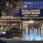 Das Quellenhof Luxury Resort Lazise - Eingang mit Brunnen. Foto: Alexander Haiden