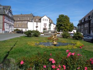 Bad Berleburg mit seinen fast 20 000 Einwohnern ist ein gepflegtes kleines Städtchen im Kreis Siegen-Wittgenstein. – Foto: Dieter Warnick