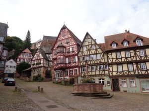 Das Schnatterloch ist ein Glanzstück romantischer historischer Stadtkulisse. – Foto: Dieter Warnick