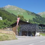 Nicht zu übersehen: Die Wunderkammer in Elbigenalp. – Foto: Wunderkammer Elbigenalp