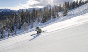 Die Schladminger 4-Berge-Skischaukel bietet 123 bestens präparierte Pistenkilometer. – Foto: Mirja Geh
