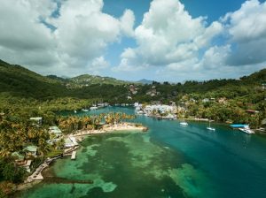 Margiot Bay liegt an der Westküste von St. Lucia, sechs km südwestlich von Castries und nicht weit vom St. Lucian National Marine Reserve entfernt. - Foto: Saint Lucia Tourism Authority