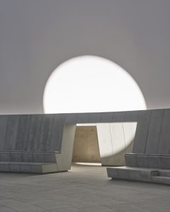 Das Kunstmuseum ARoS in Aarhus umfasst seit Kurzem mit dem Skyspace “As seen below - The Dome” eine weitere Attraktion von internationalem Rang